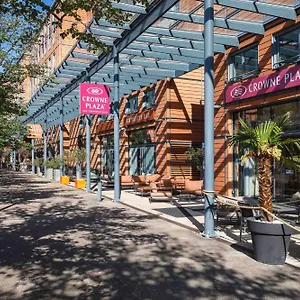 Отель Crowne Plaza - Cite Internationale, Лион